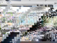 Lake House Restaurant