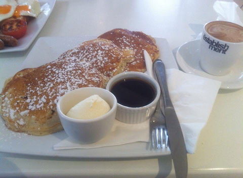 Luv A Coffee - Springwood - Restaurant Canberra 0