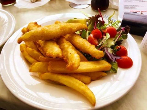 Restaurant And Bar At Noosa Heads Surf Club - Restaurant Canberra 0