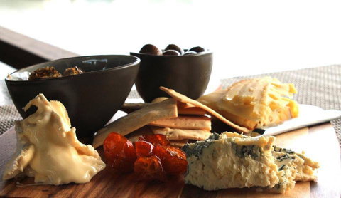 Two Friends - Restaurant Canberra 0