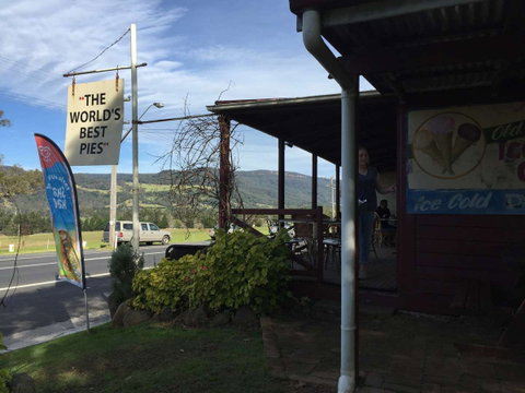 Kangaroo Valley Pie Shop & Cafe - Restaurant Canberra 0