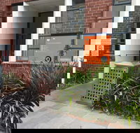 On-Im-Aloy - Restaurant Canberra