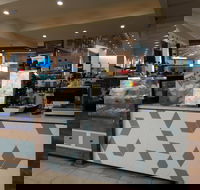 Bake n Beanz Cafe - Restaurant Canberra