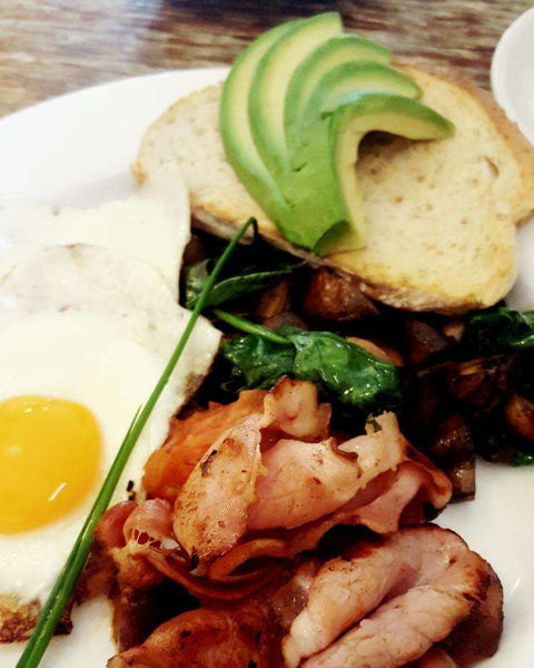 Benny's - Restaurant Canberra 0