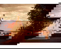 Lake's Folly Vineyard