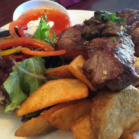Arts Bar - Restaurant Canberra 0
