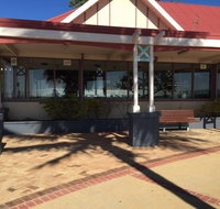 Pizza Hut - Coolangatta - Restaurant Canberra