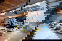 The Corner Hotel Alexandra