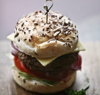 Burger Me Fresh - Restaurant Canberra