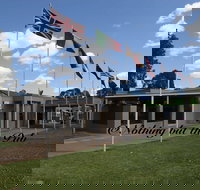 Gol Gol Hotel - Restaurant Canberra