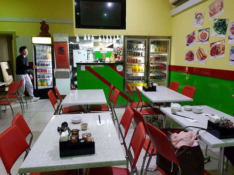 Lucy's - Restaurant Canberra 0