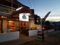 Pier Front Pizzeria