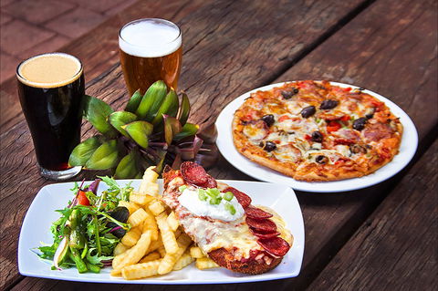 Rum Jungle Tavern - Restaurant Canberra 0