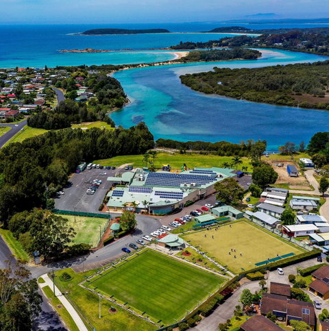 Tomakin Sports And Social Club - Restaurant Canberra 0