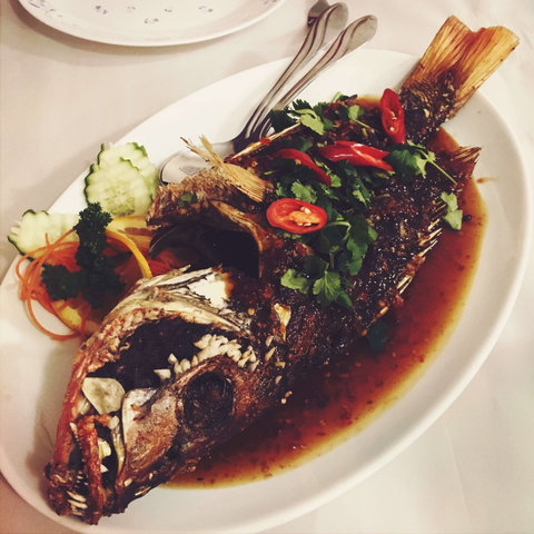 Asian Gateway Thai Restaurant - Restaurant Canberra 0