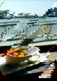 Tide Wine Bar