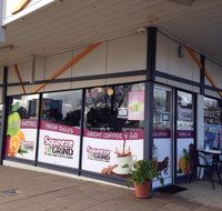 Squeeze  Grind Juice and Coffee Bar - Restaurant Canberra