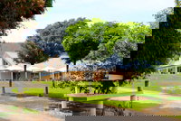 Badger Creek Takeaway and Badger Creek Restaurant Canberra Restaurant Canberra