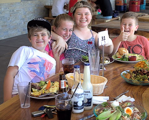 Berry Springs Tavern - Restaurant Canberra 2