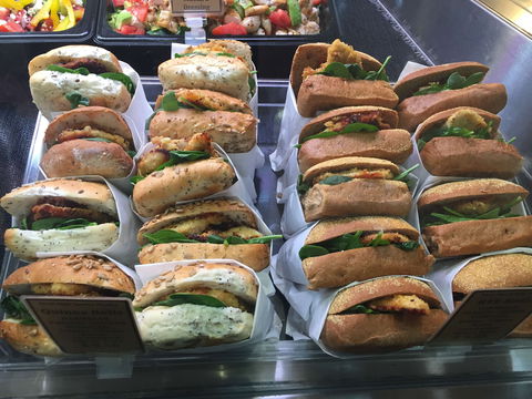 Fresh High Quality Poultry - Restaurant Canberra 0