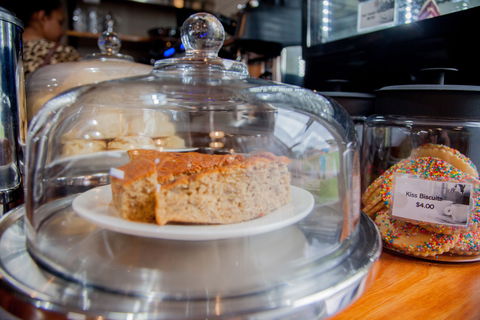 Tracks On Point Cafe - Restaurant Canberra 1