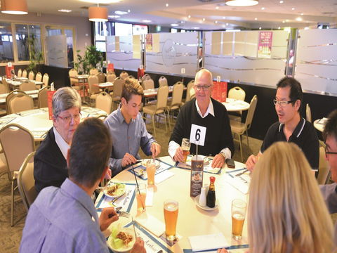 75 On Arthur At The Wellington Soldiers Memorial Club - Restaurant Canberra 1