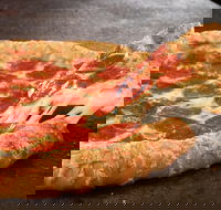 Pizza Hut - Wynnum - Restaurant Canberra