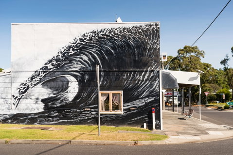 The Local Inverloch - Restaurant Canberra 0