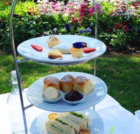 The Cornerstone Ale House - Restaurant Canberra