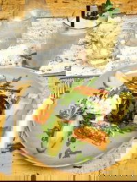 The Pot 'n' Kettle Coffee House