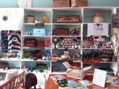 Peesey Pantry Emporium And Tea Room - Restaurant Canberra 0