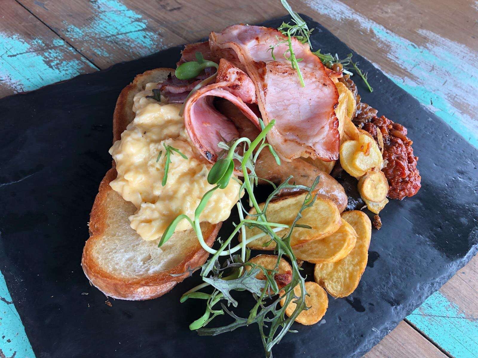 Central Sunshine Coast QLD Restaurant Canberra