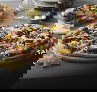 Crust Gourmet Pizza Bar - Belmont - Restaurant Canberra