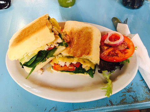 Goulburn Valley Charcoal Chicken - Restaurant Canberra 0