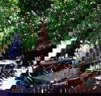 The Coffee Hut - Restaurant Canberra