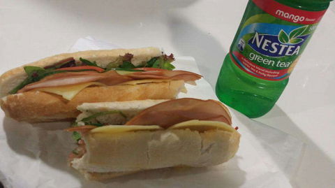 The Black Spur Inn - Restaurant Canberra 0