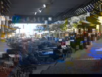 Lou's Cafe Restaurant