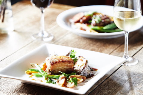 Yea Peppercorn Hotel - Restaurant Canberra 0