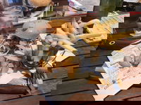 Bite'Z  Burgers Bar Grill