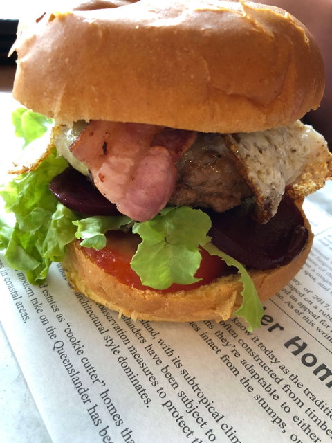 Boom Boom Burgers - Coolangatta - Restaurant Canberra 0