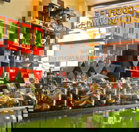 Last Hoot Cafe  Bar - Restaurant Canberra