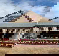 Elliott's Bakery  Cafe - Restaurant Canberra