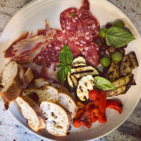 Circa Cooroy - Restaurant Canberra 0