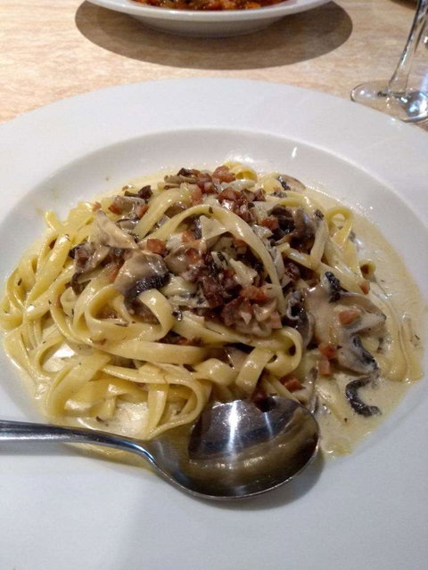 Venice Pizza Bar & Restaurant - Restaurant Canberra 0