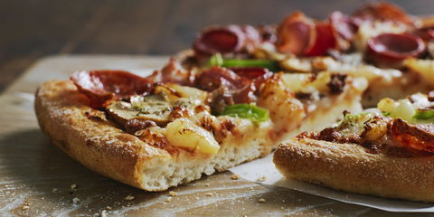 Domino's - Restaurant Canberra 0