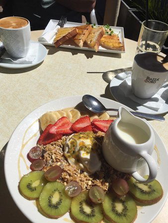 Cafe Injoy - Restaurant Canberra 0