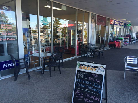 Hudson Corner - Restaurant Canberra 0
