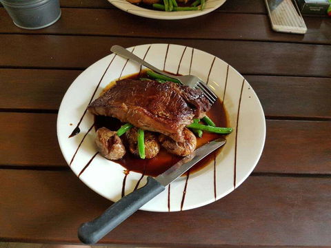 Meeniyan Hotel - Restaurant Canberra 0