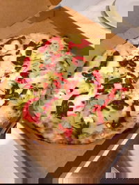 Off the Boat Pizzeria