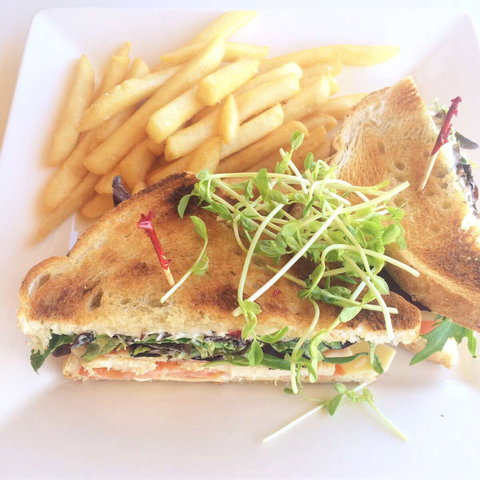 Boardwalk @ Peppers - Restaurant Canberra 0